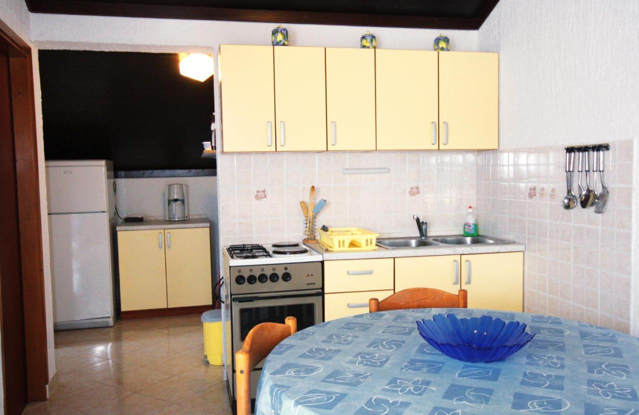 Apartments With A Parking Space Kampor, Rab - 5032 Dış mekan fotoğraf
